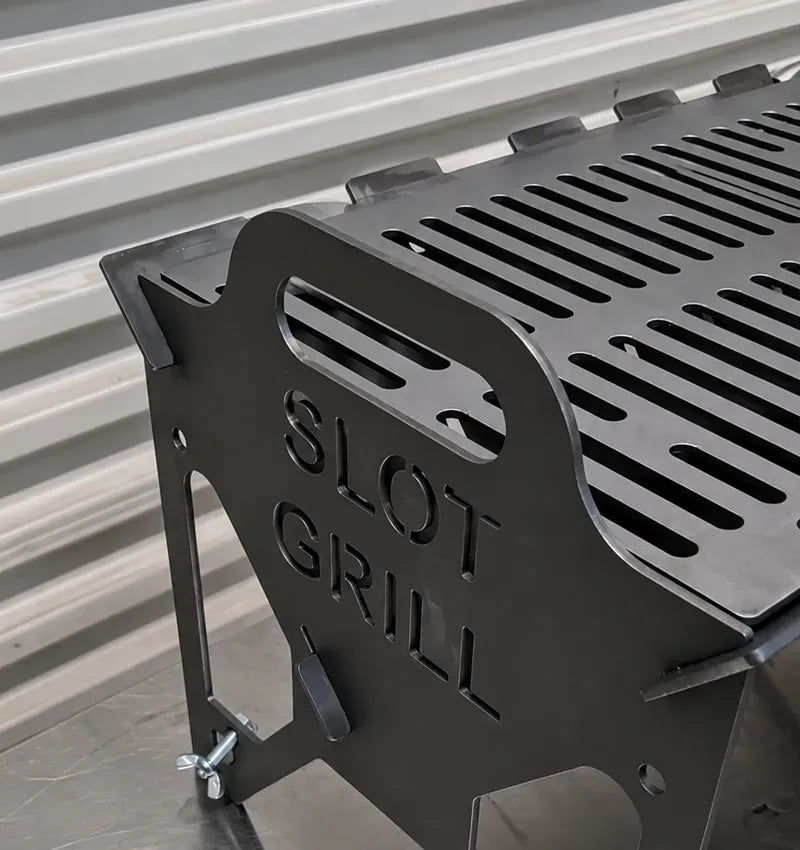 Slot Compact Card Grill
